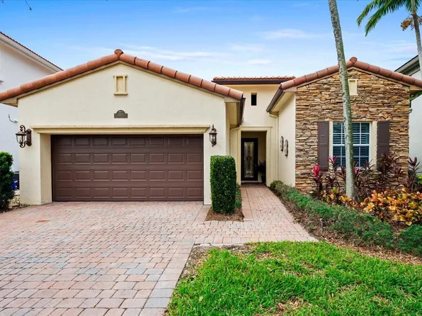 1915 Flower Drive, Palm Beach Gardens, FL 33410