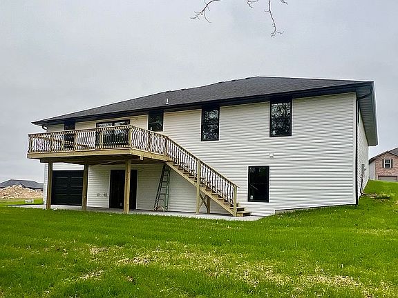 4th image of 1510 Summerfield Dr