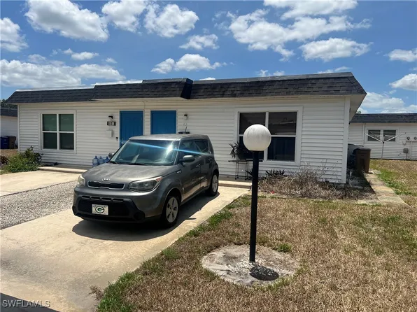 43 Tangelo Ct, Lehigh Acres, FL 33936