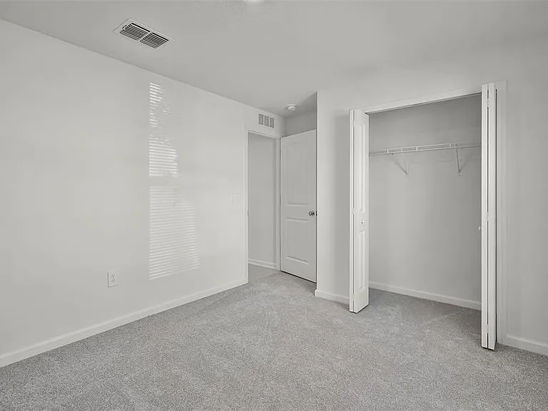 2711 Pioneer Trl — Photo 18
