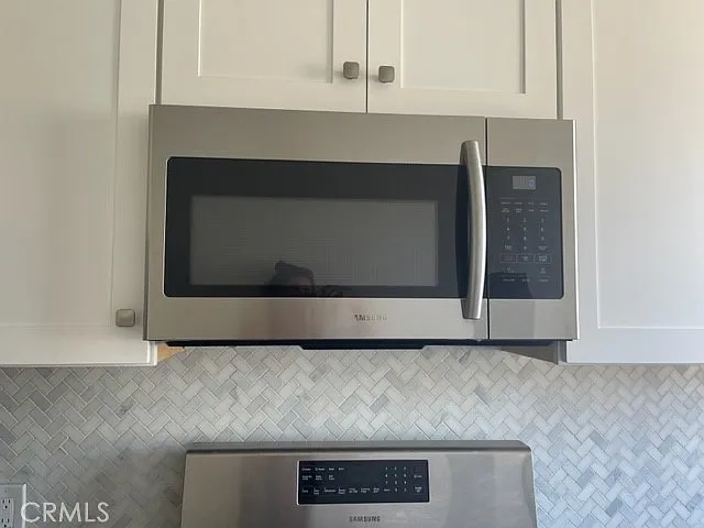 1809 E 4th St #5 — Photo 6