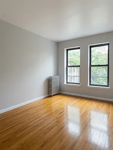 349 E 51st St #5RE Photo 1 349 E 51st St #5RE Photo 1