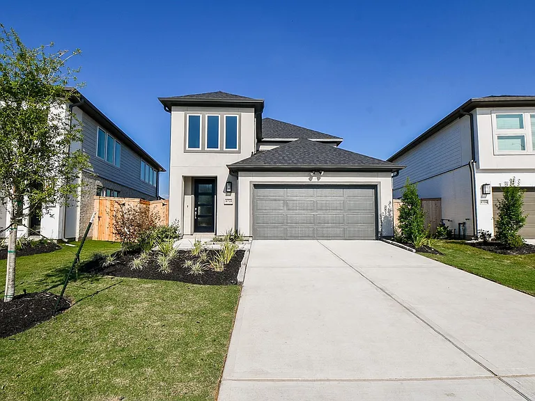 8710 Riverton Ridge Rd — Photo 1