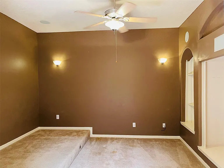 10723 Lake Riata Ln — Photo 14