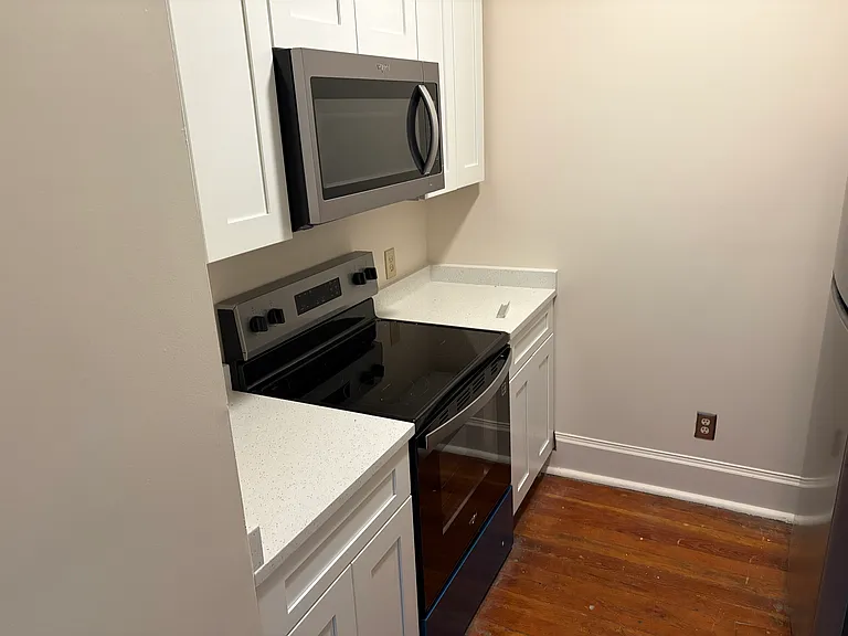 315 N Senate Ave #3B — Photo 12