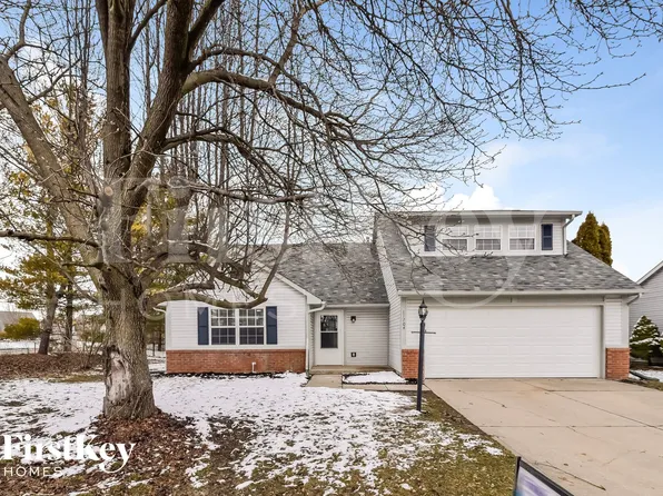 11704 Grenadier Ln, Indianapolis, IN 46229