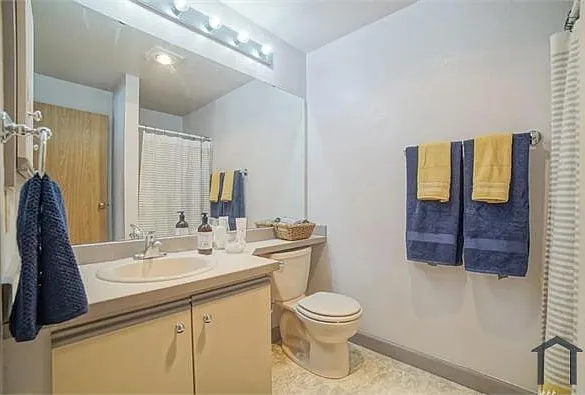 2100 S 336th St #P5 — Photo 6