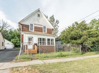 1211 Dearborn Ave, Aurora, IL 60505