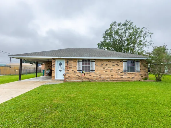 1202 Julia St, Thibodaux, LA 70301