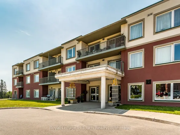 333 Lafontaine Rd W #102, Tiny, ON L9M 0H1