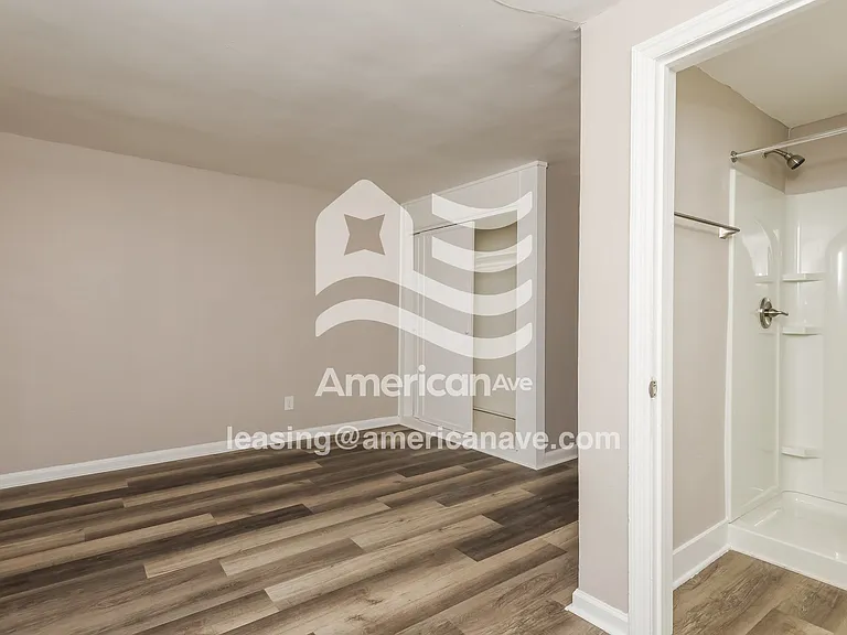 125865_012_wm_-_bedroom_13469296.jpg