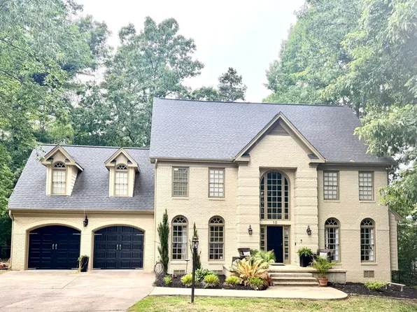 104 Flying Hills Cir, Cary, NC 27513
