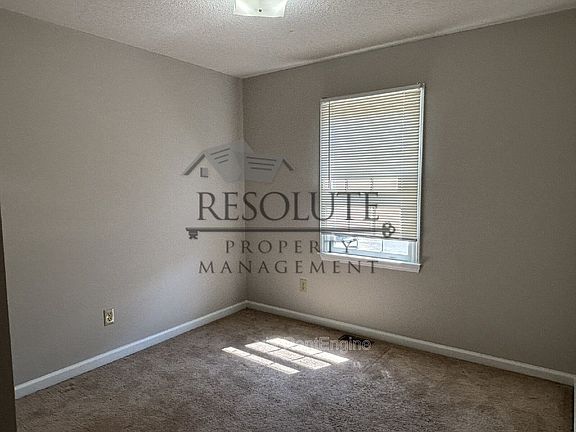 5th image of 817 Dalewood Dr