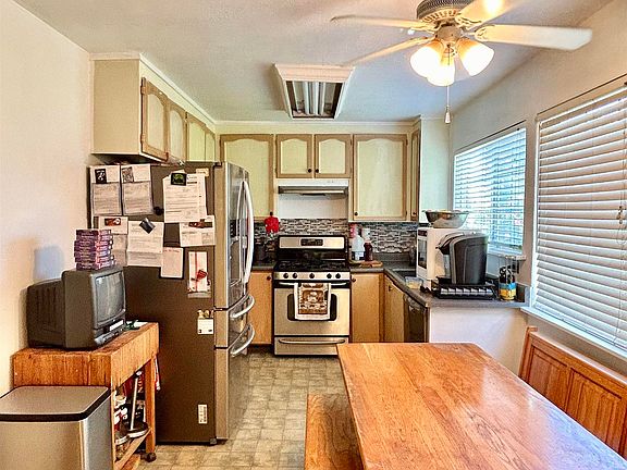 5th image of 3504 Desanie Cir