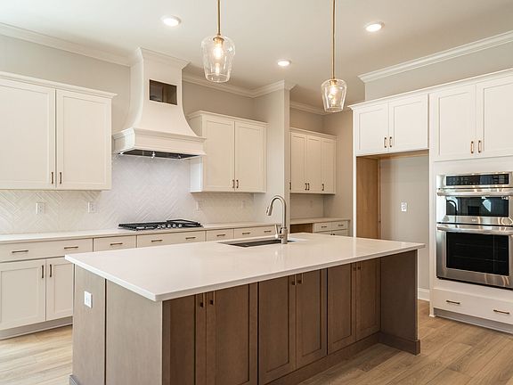 Parks at Meadowview - Jackson Interior Image 5