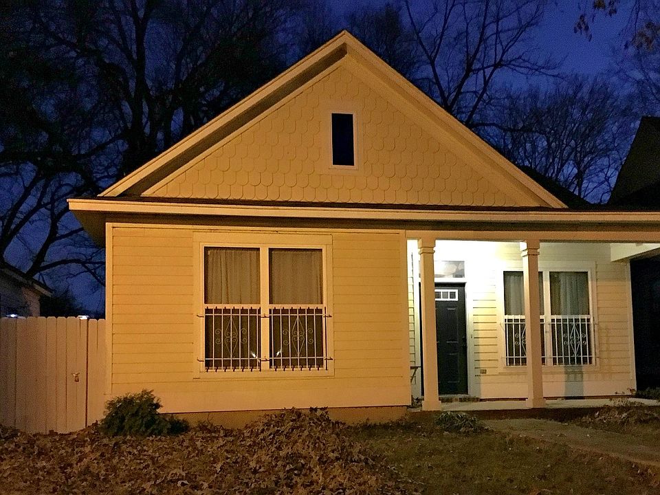 Bungalow Style in Uptown Mem