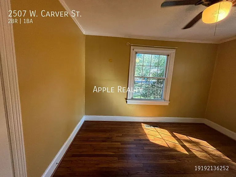 2507 W Carver St — Photo 11