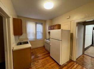 25-56 33rd St #2, Astoria, NY 11102