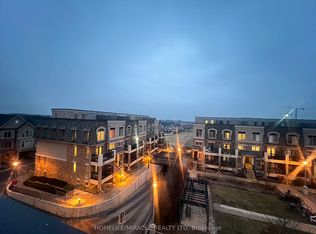 2441 Greenwich Dr #16, Oakville, ON L6M 0S3