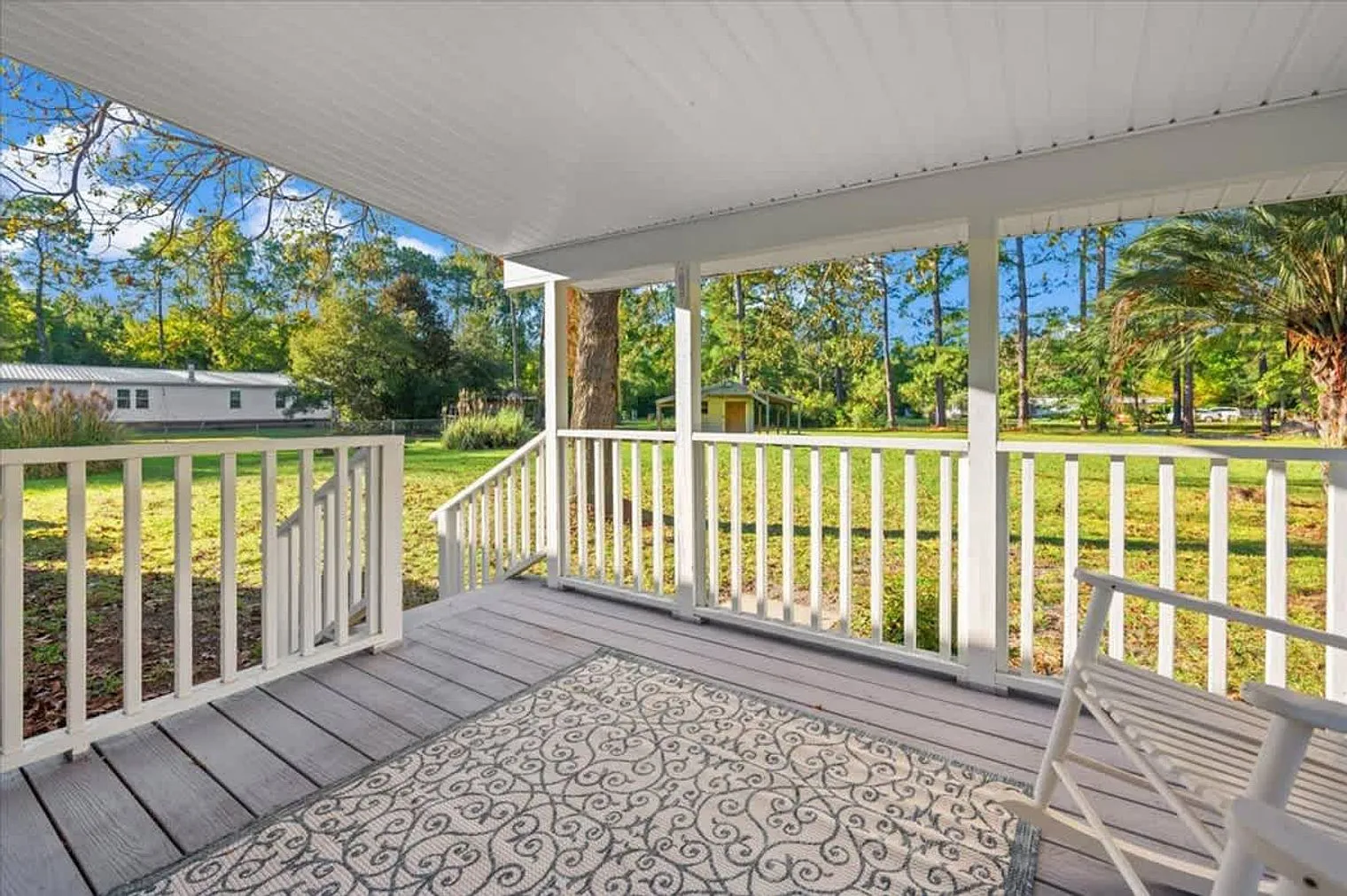 3 bed, 2.0 bath, 1151 sqft, $3,244 — Photo 4