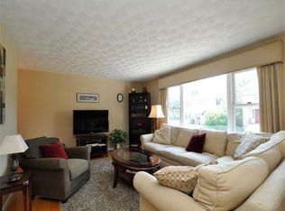 52 Harnden Ave, Watertown, MA 02472