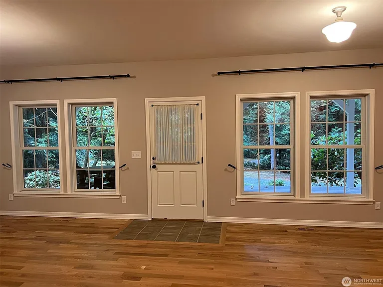 5127A E Harbor Rd — Photo 4