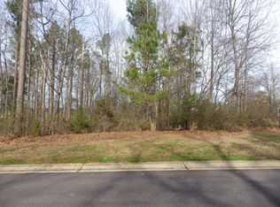 320 Greenbriar St, Starkville, MS 39759