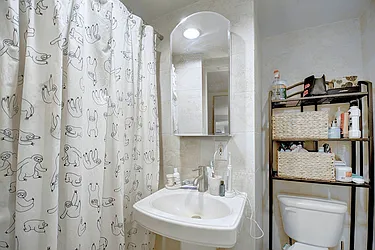 Rented by Urbane Brokerage