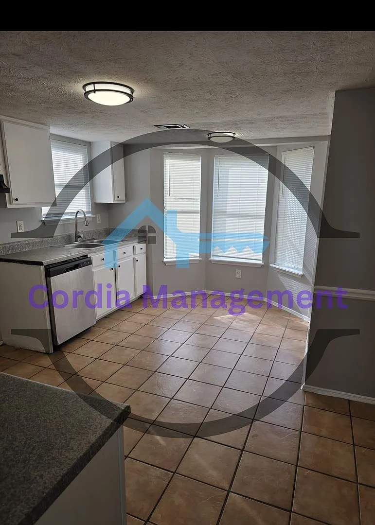 Premarketing Gorgeous 3BR 2.5 Bath home on Brandon Hill, — Photo 4