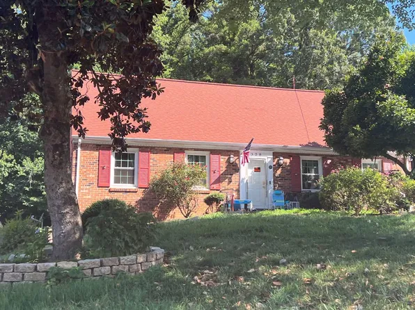 328 Annhurst Dr, Danville, VA 24540