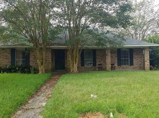 12338 Fairhaven Dr, Baton Rouge, LA 70815