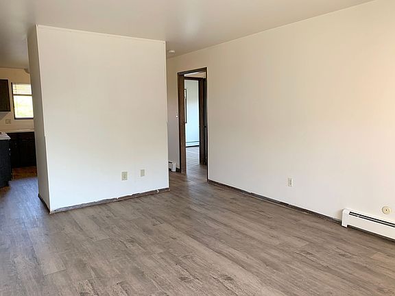 3rd image of 1721 Palm Dr #A