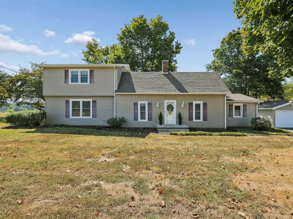 4955 Bowling Green Rd, Scottsville, KY 42164
