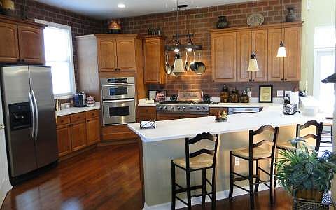2nd image of 1139 NW Blackberry Cir