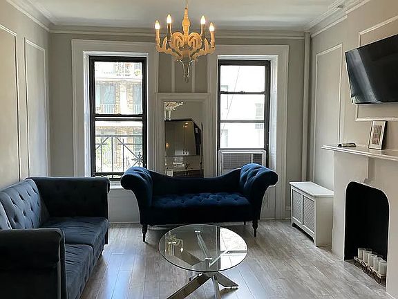 3rd image of 214 E 84th St APT 4A