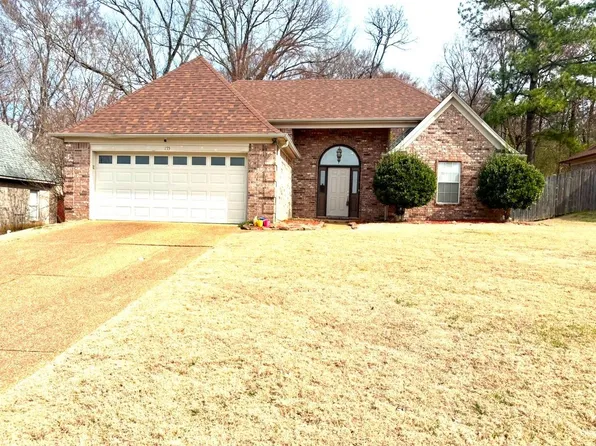 175 Village Dr, Oakland, TN 38060