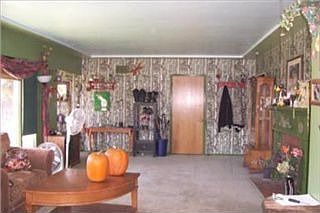 3rd image of 152 Mauna Loa Dr