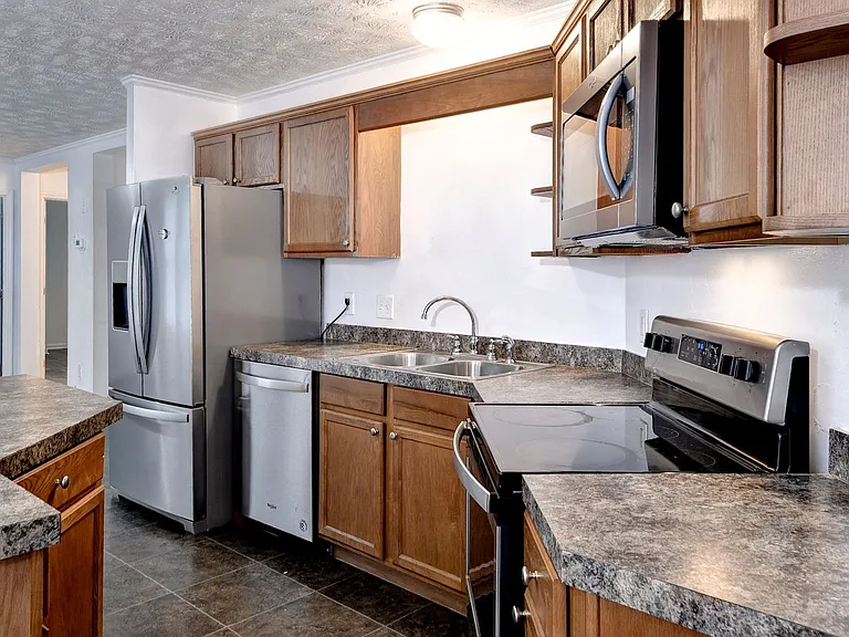 9431 Jenkins Ln — Photo 21