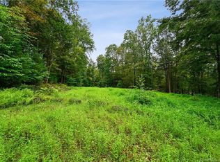 65 River St, Willington, CT 06279