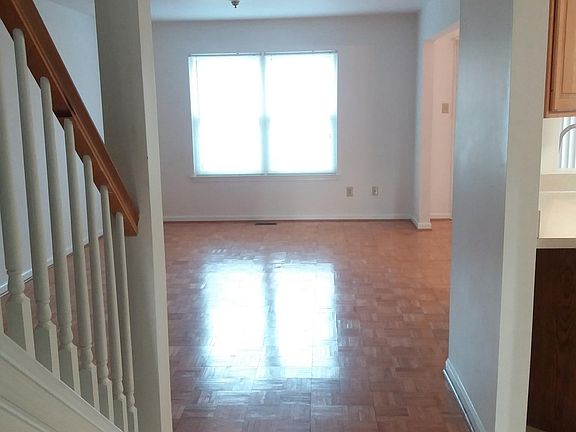 Entry to Living Room