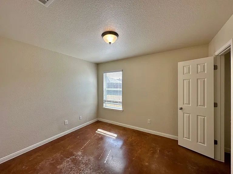 4502 Skyflower Ln — Photo 16