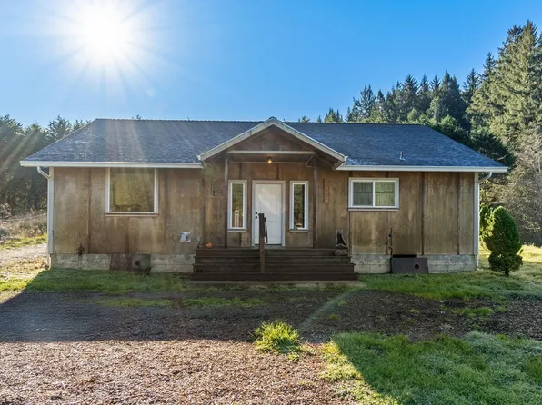 10613 W End Rd, Arcata, CA 95521