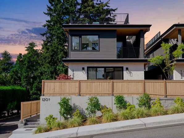 122 15th Ave #B, Kirkland, WA 98033