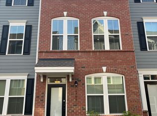6300 Cleburne Ct, Charlotte, NC 28217