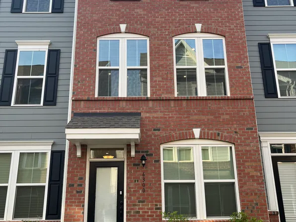 6300 Cleburne Ct, Charlotte, NC 28217