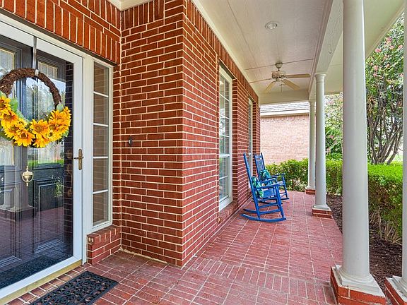 4th image of 2806 Wildcreek Ct