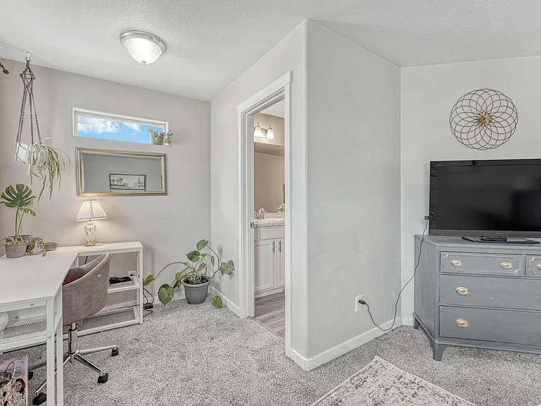 10447 Kalama Dr — Photo 17