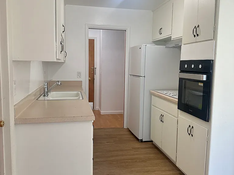 35 Church St #3 — Photo 5