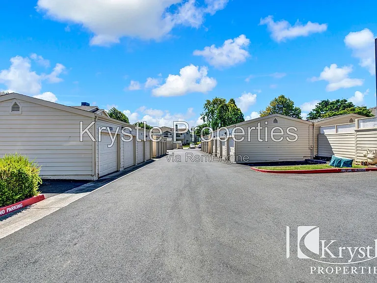 1201 Glen Cove Pkwy #713 — Photo 25