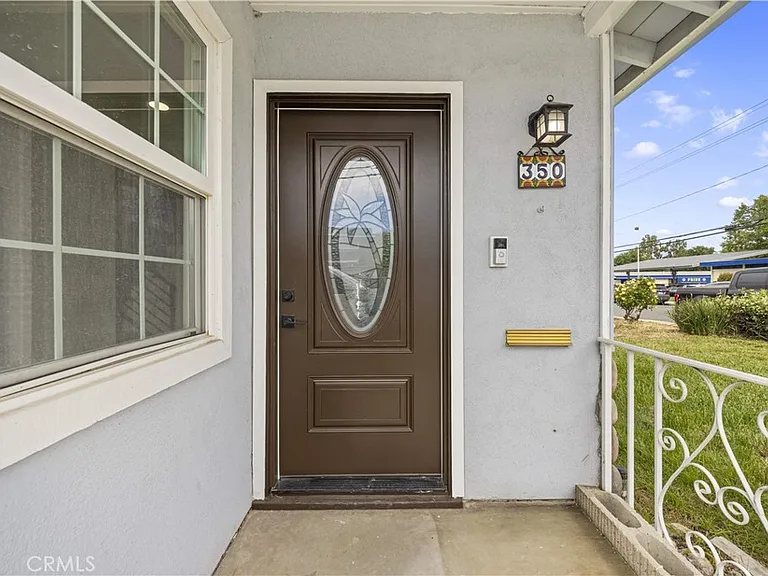 350 E Juanita Ave — Photo 2